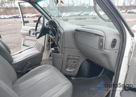 2002 Chevrolet Astro from USA, damaged, VIN 1GCDL19X22B153551